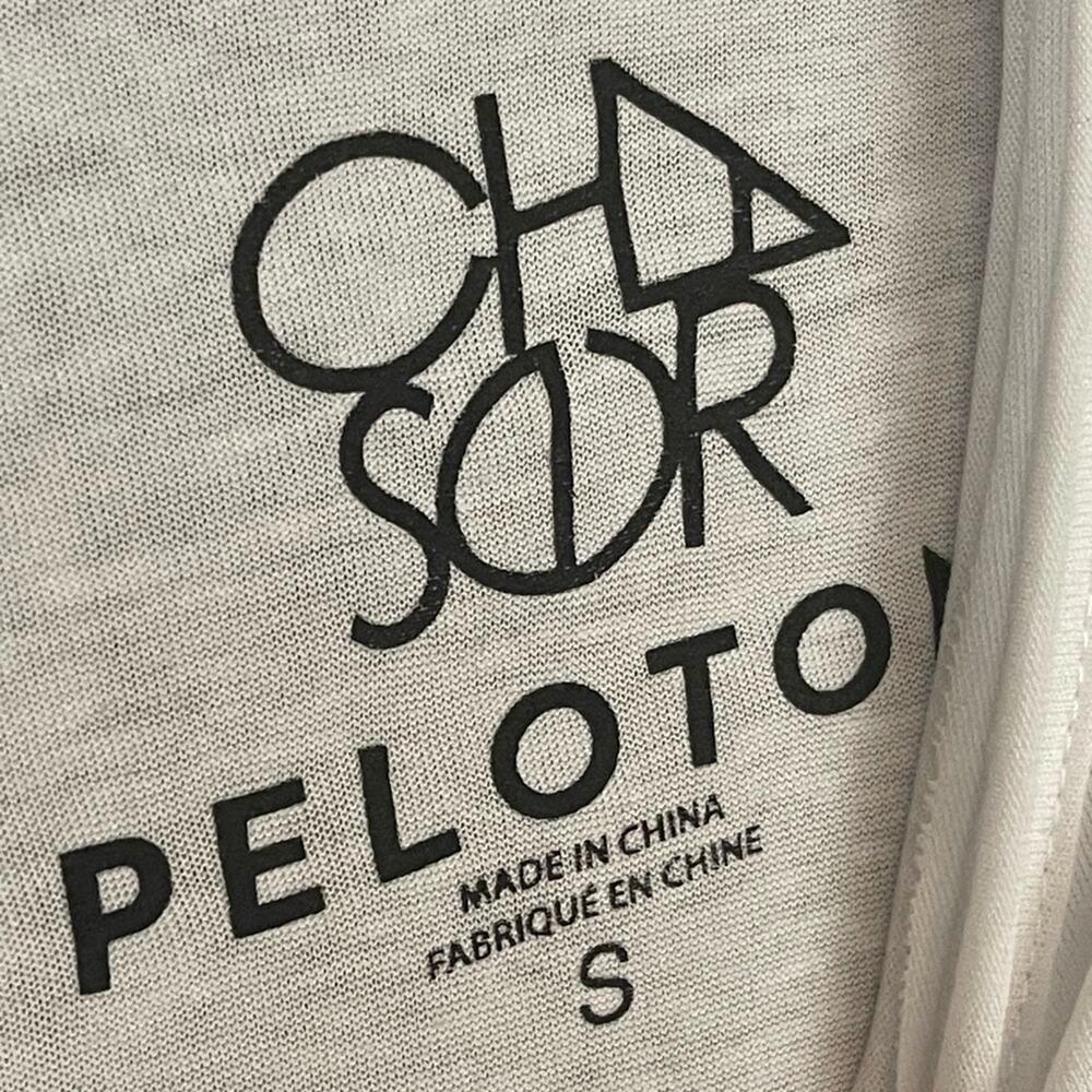 Chaser Peloton Graphic Long Sleeve Activewear Top in White Size Small - Picture 6 of 7